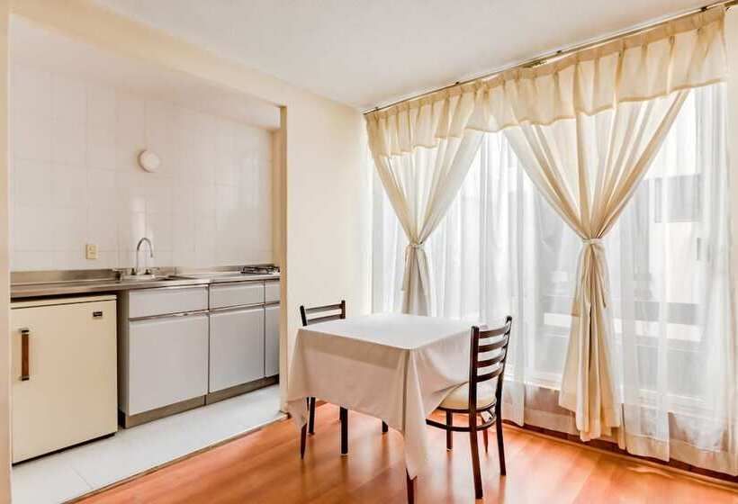 اتاق سوپریور سه تخته, Capital O Suites Marne Cdmx