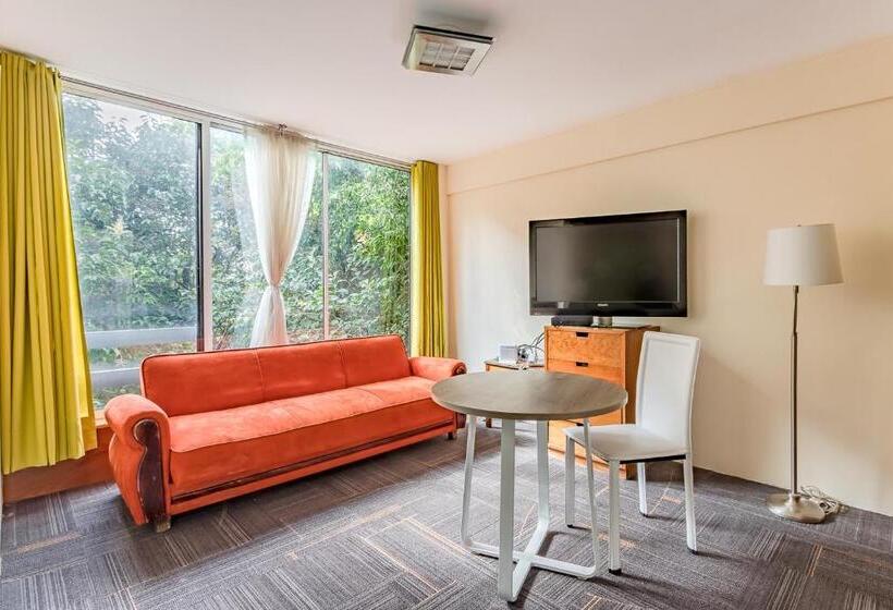 اتاق سوپریور, Capital O Suites Marne Cdmx