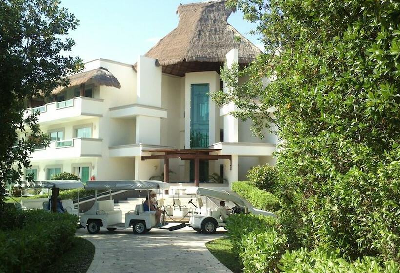 Quarto Deluxe Vista Jardim, Bluebay Grand Esmeralda - All Inclusive