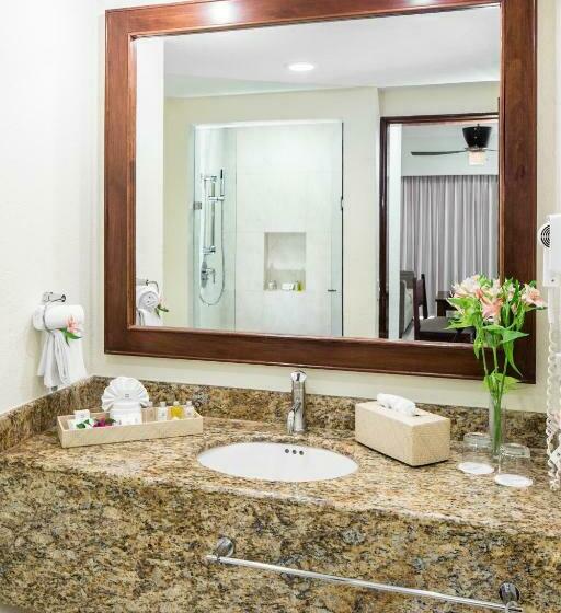 חדר דלוקס צדדי נוף לים, Bluebay Grand Esmeralda - All Inclusive