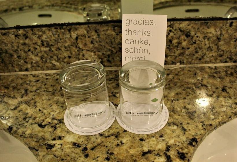 חדר דלוקס צדדי נוף לים, Bluebay Grand Esmeralda - All Inclusive