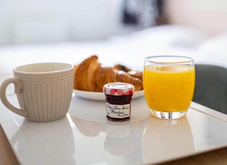 Номер Стандарт, Cerise Nancy