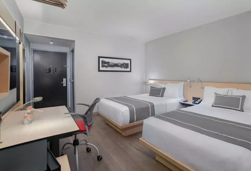 ２ダブルベッドのスタンダードルーム, City Express Plus By Marriott Ciudad De México Insurgentes Sur