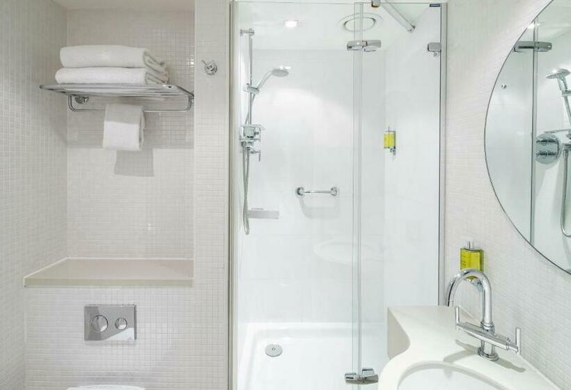 חדר סטנדרט עם מיטת קינג, Doubletree By Hilton  Manchester  Piccadilly