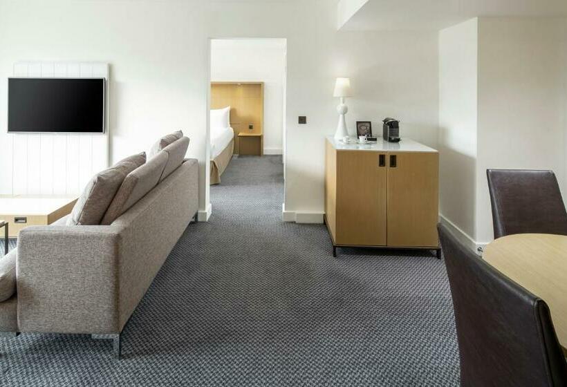 Люкс Кровать Кинг, Doubletree By Hilton  Manchester  Piccadilly