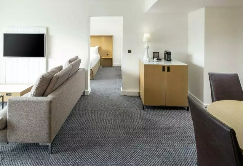 سوئیت با تخت بزرگ, Doubletree By Hilton  Manchester  Piccadilly