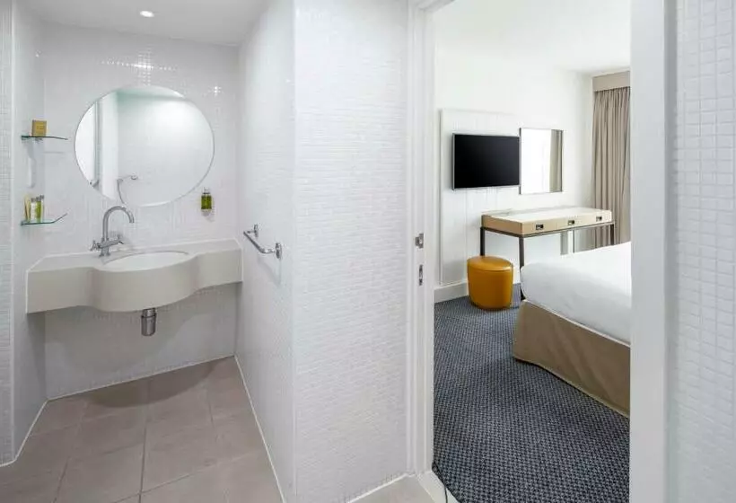 سوئیت با تخت بزرگ, Doubletree By Hilton  Manchester  Piccadilly