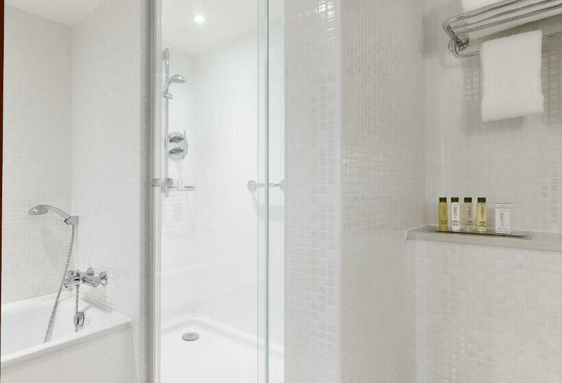 Люкс Кровать Кинг, Doubletree By Hilton  Manchester  Piccadilly
