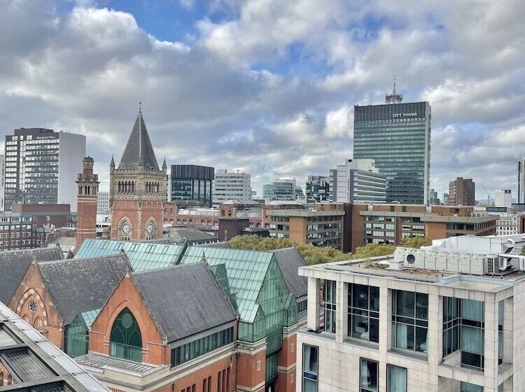 חדר דלוקס, Doubletree By Hilton  Manchester  Piccadilly