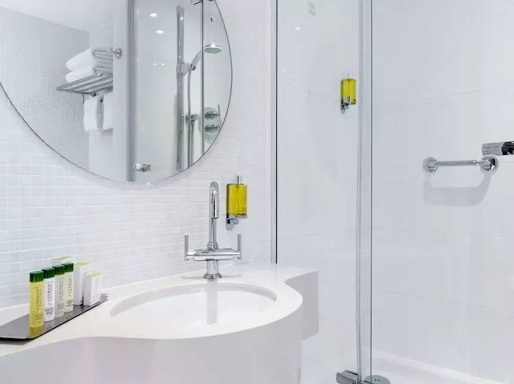 اتاق استاندارد, Doubletree By Hilton  Manchester  Piccadilly