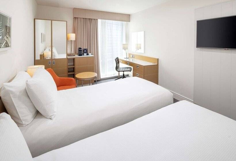 חדר סטנדרט, Doubletree By Hilton  Manchester  Piccadilly