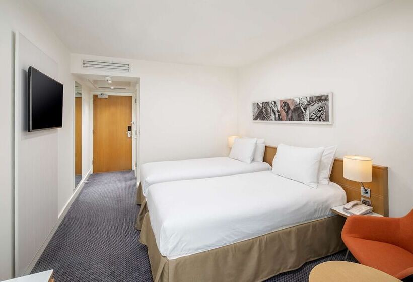 חדר סטנדרט, Doubletree By Hilton  Manchester  Piccadilly