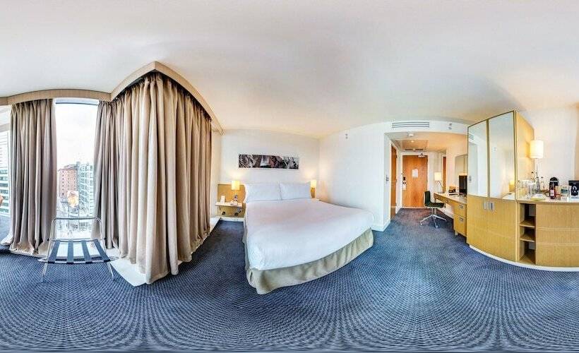 חדר סופריור, Doubletree By Hilton  Manchester  Piccadilly