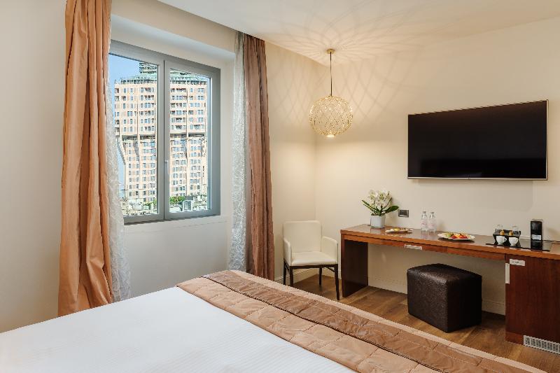 חדר סטנדרט עם מיטת קינג, Holiday Inn London   Gatwick Airport, An Ihg