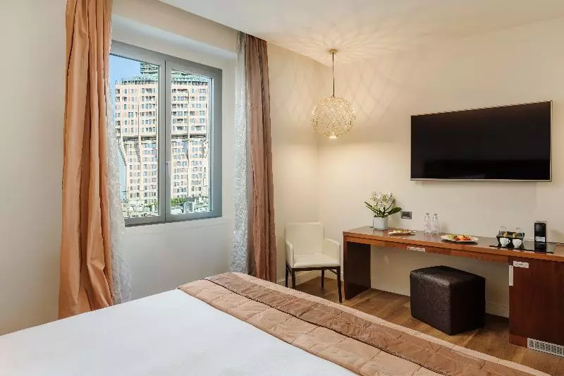 اتاق استاندارد با تخت بزرگ, Holiday Inn London Gatwick Airport, An Ihg