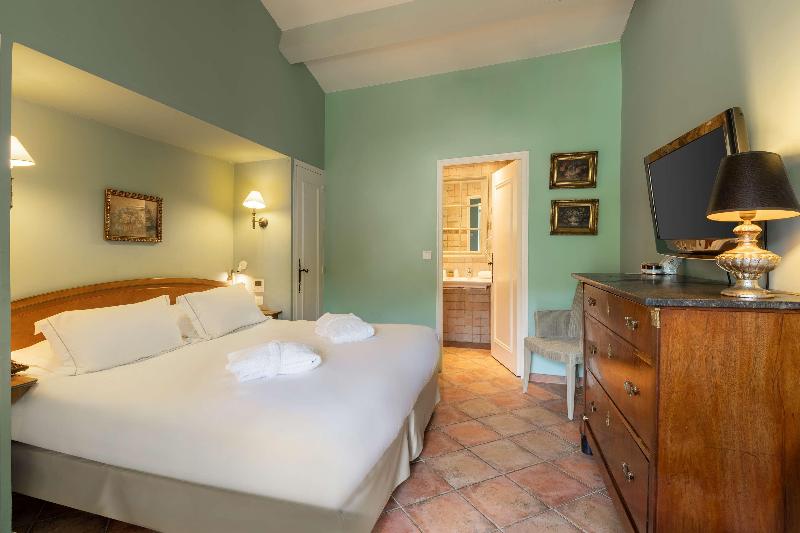 Comfort Room, La Bastide Du Calalou; Bw Signature Collection