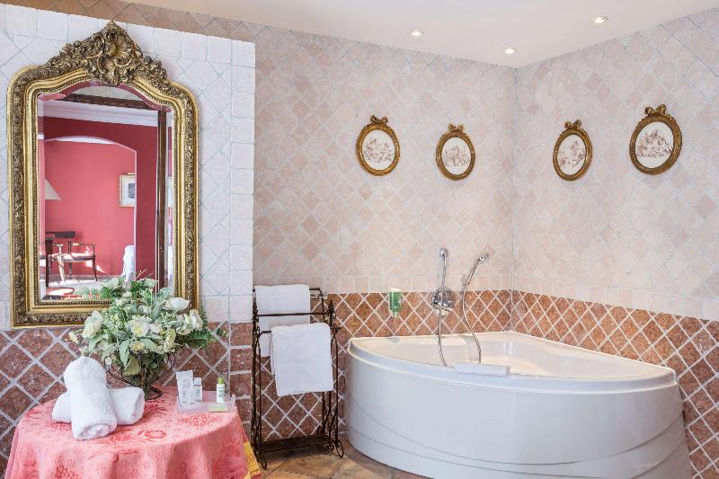 Junior Suite, La Bastide Du Calalou; Bw Signature Collection