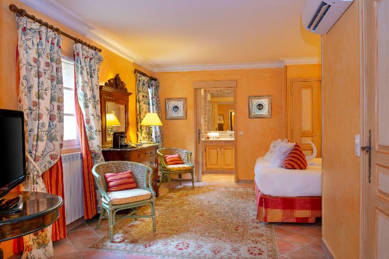 2 Bedroom Apartment, La Bastide Du Calalou; Bw Signature Collection