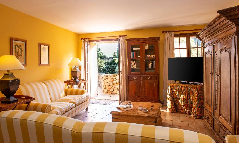 2 Bedroom Apartment, La Bastide Du Calalou; Bw Signature Collection