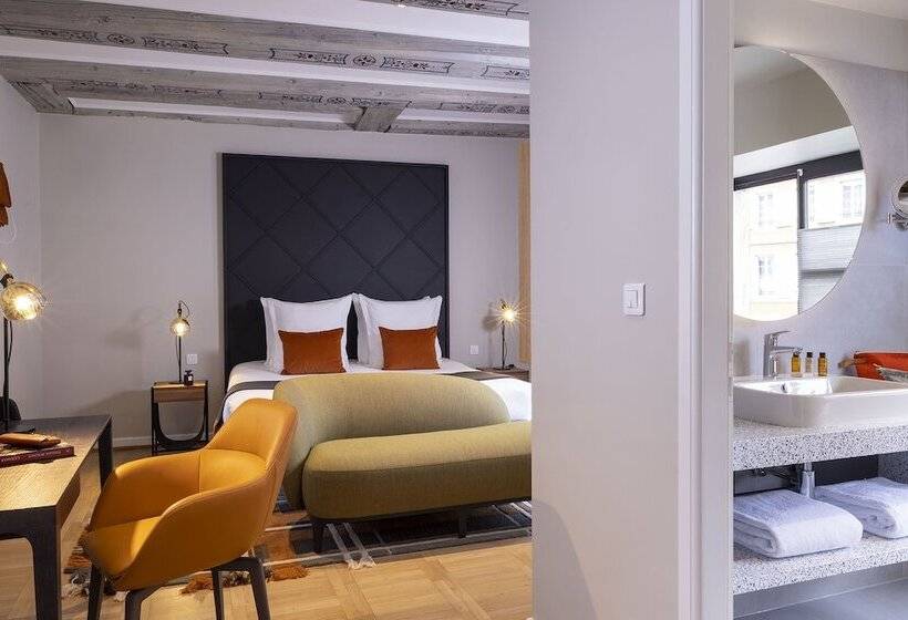 اتاق لوکس, Le Colombier