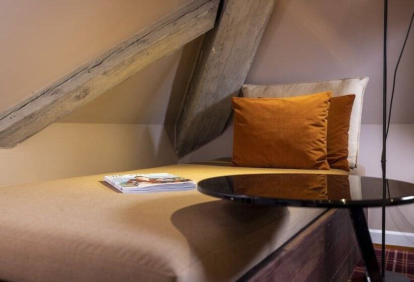 اتاق لوکس, Le Colombier