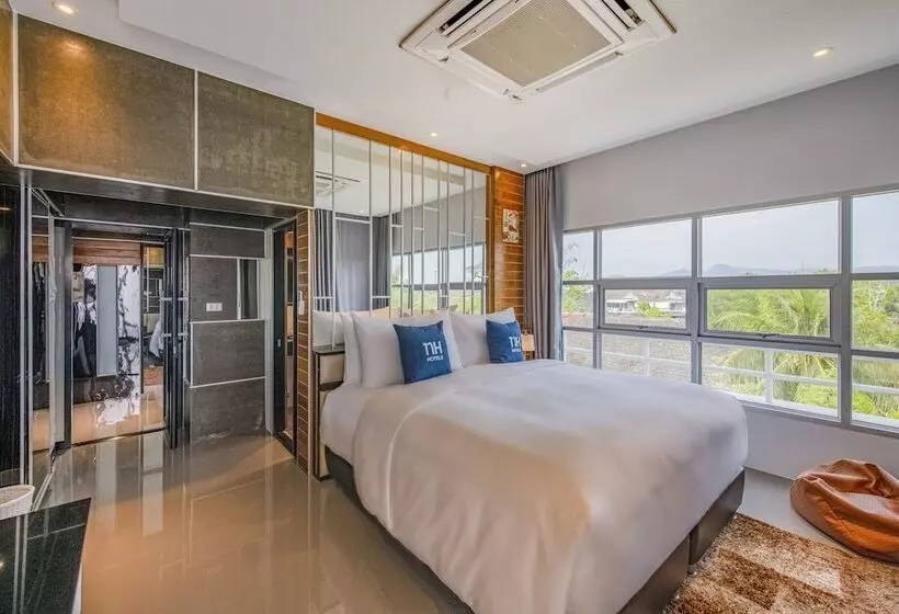 ペントハウス２ベッドルームアパート, NH Boat Lagoon Phuket Resort