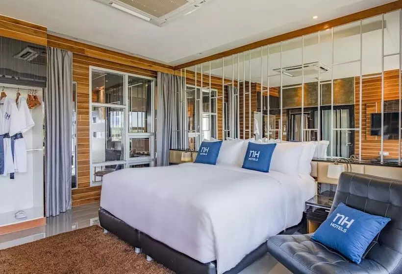 ペントハウス２ベッドルームアパート, NH Boat Lagoon Phuket Resort