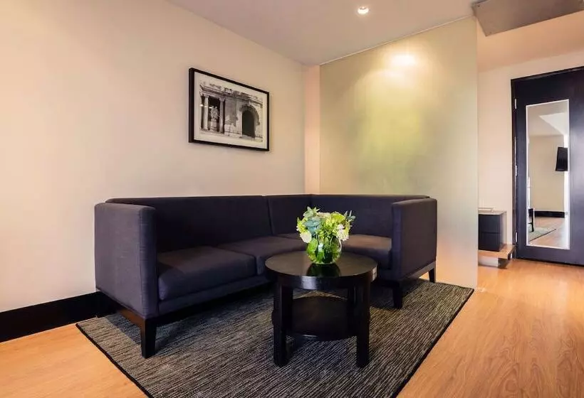 سوییت جونیور, NH Collection Mexico City Santa Fe
