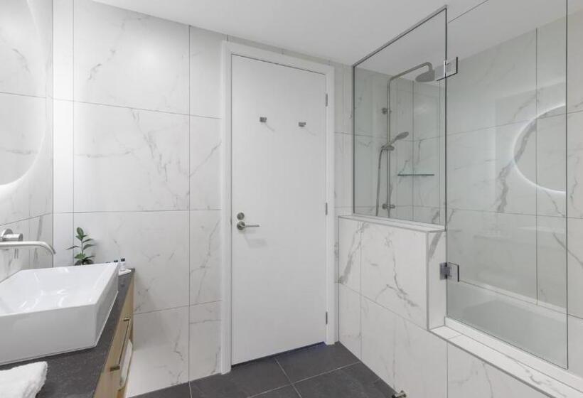 شقة دور أخير غرفة نوم واحدة, Oaks Queenstown Shores Resort