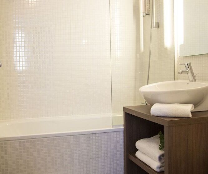 חדר דופלקס, Paxton Paris Mlv