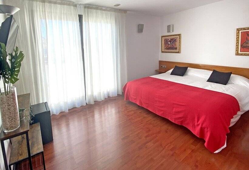 اتاق استاندارد, Plaza Inn