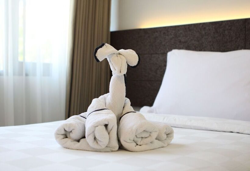 2 Bedroom Suite with Balcony, Prime Plaza Suites Sanur – Bali