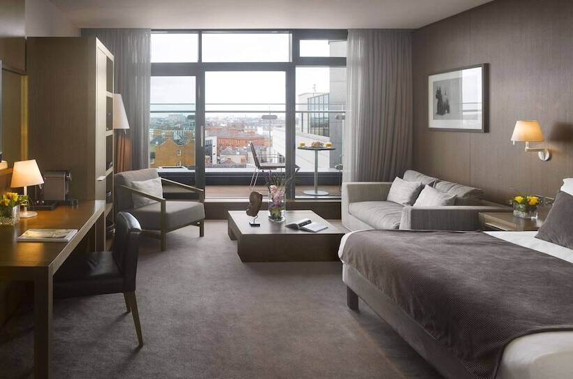 주니어 스위트, Radisson Blu Royal Hotel Dublin