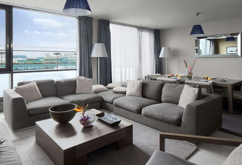 발코니가 있는 스위트, Radisson Blu Royal Hotel Dublin