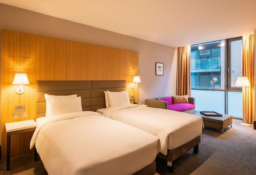 스탠다드 룸, Radisson Blu Royal Hotel Dublin