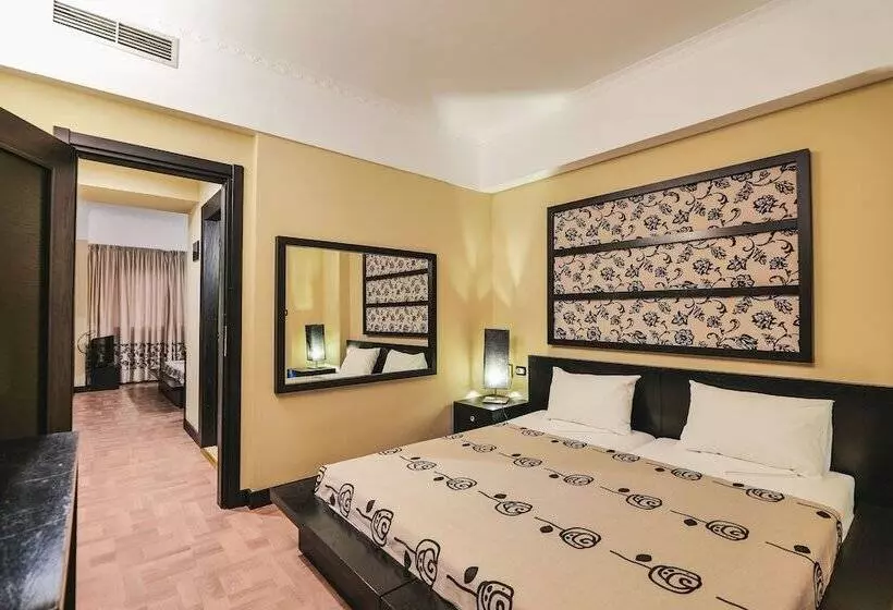اتاق خانوادگی با چشمانداز دریا, Rapos Resort