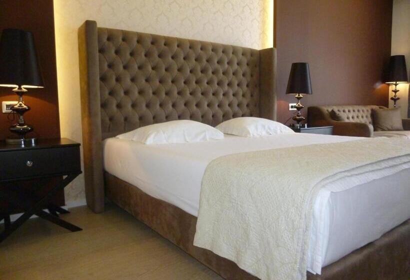 Familjerum Havsutsikt, Sejko