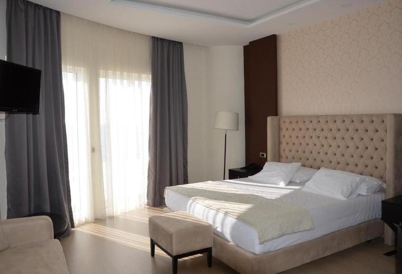 Familjerum Havsutsikt, Sejko