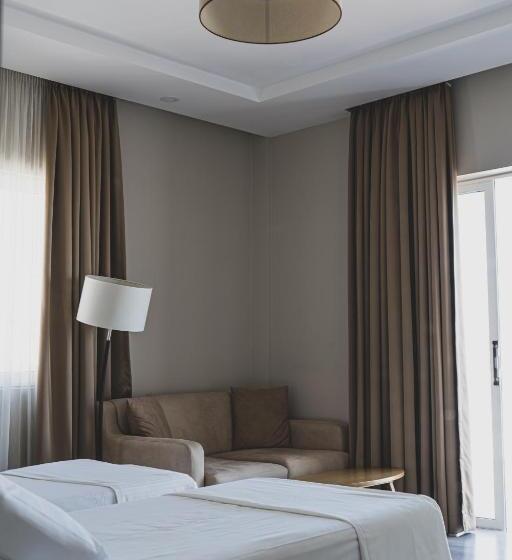 Standard Trippelrum med Balkong, Sejko