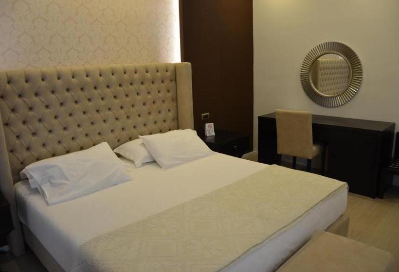 Standard Trippelrum, Sejko