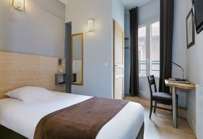 اتاق راحتی, Foch Nancy Gare