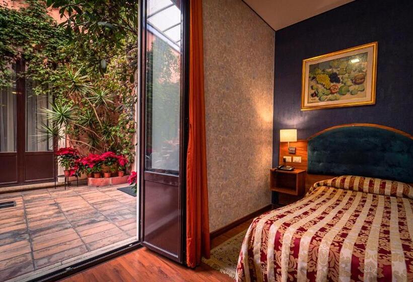اتاق استاندارد یک نفره, Villa Romeo