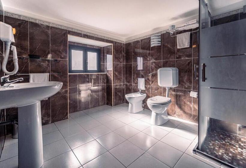 Номер Стандарт Трехместный, Villa Romeo