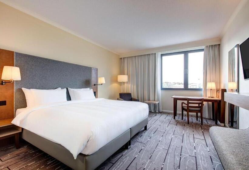 اتاق استاندارد, Radisson Blu Waterfront Hotel, Jersey