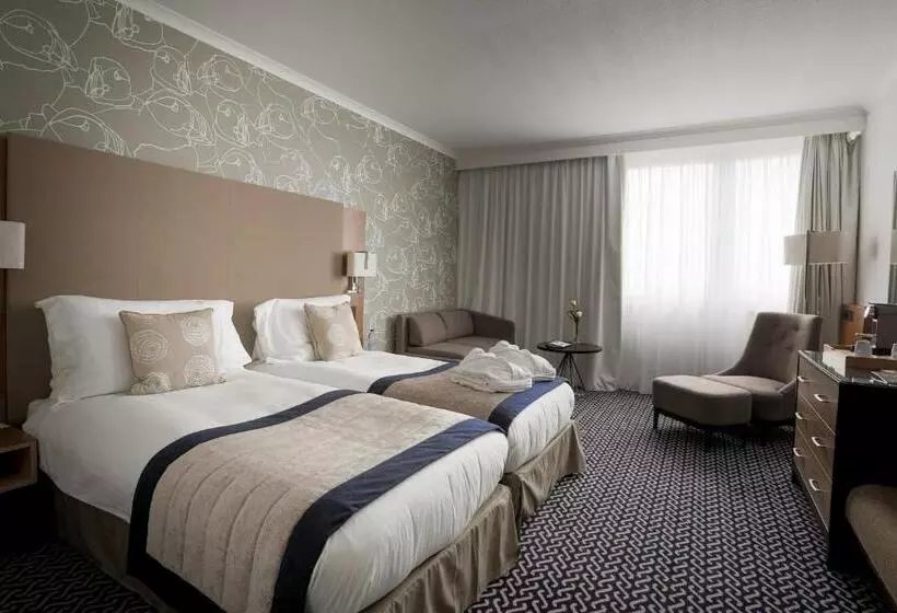 オーシャンビューのプレミアムルーム。, Radisson Blu Waterfront Hotel, Jersey