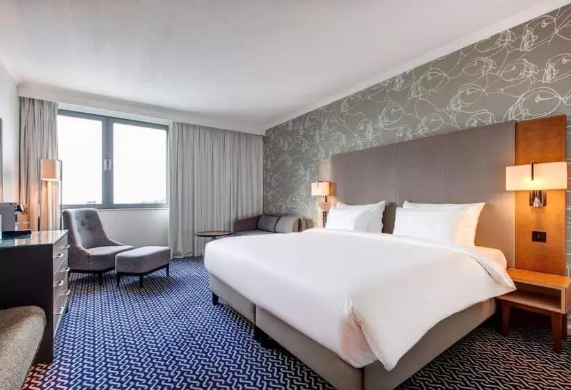 オーシャンビューのプレミアムルーム。, Radisson Blu Waterfront Hotel, Jersey