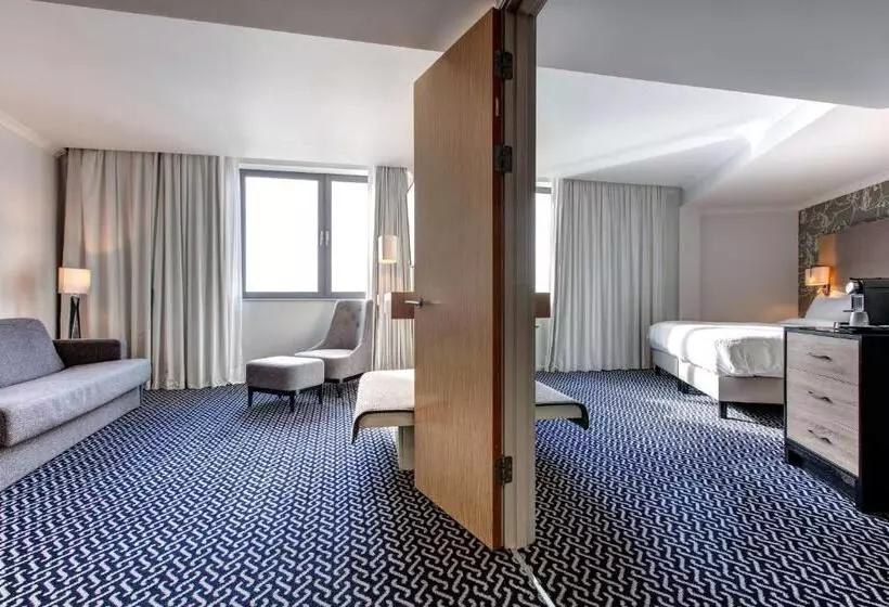 景色の見えるジュニアスイート, Radisson Blu Waterfront Hotel, Jersey
