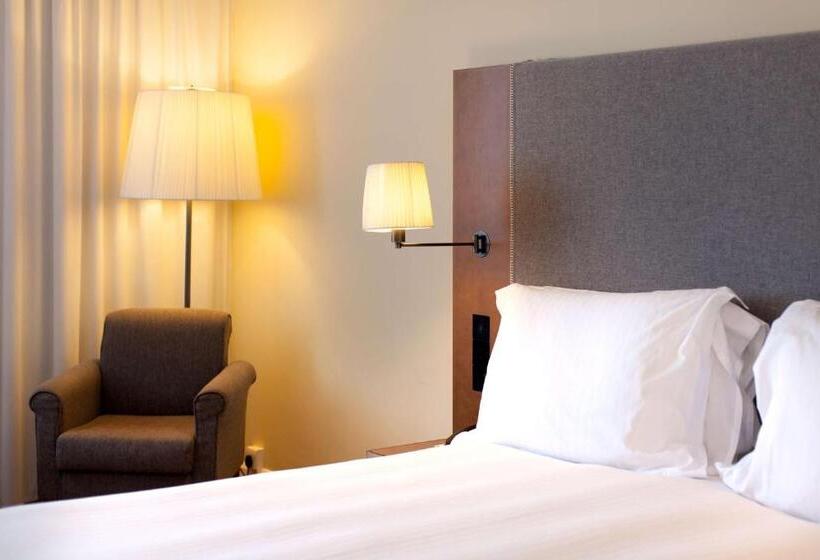 景色の見えるジュニアスイート, Radisson Blu Waterfront Hotel, Jersey