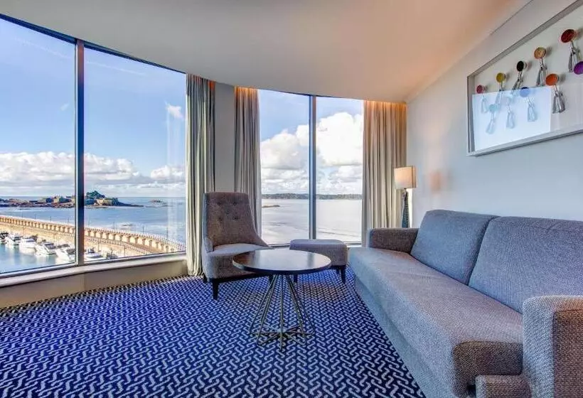 景色の見えるスイートルーム, Radisson Blu Waterfront Hotel, Jersey