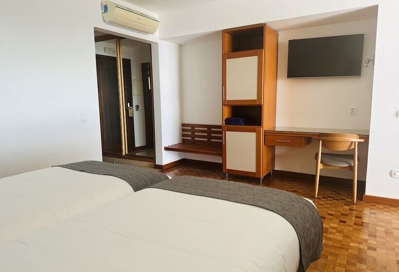 コンフォートワンルーム, Vila Luz